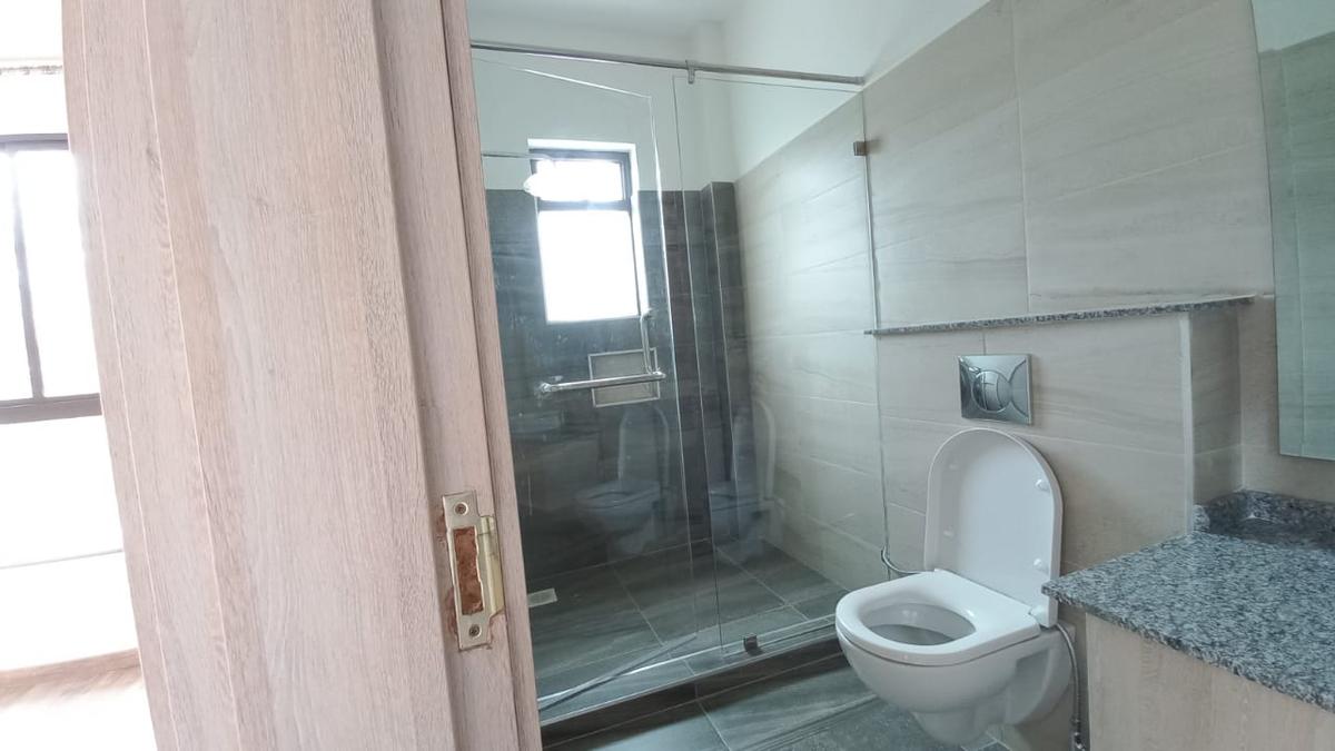 3 Bed Apartment with En Suite at Westlands - 18