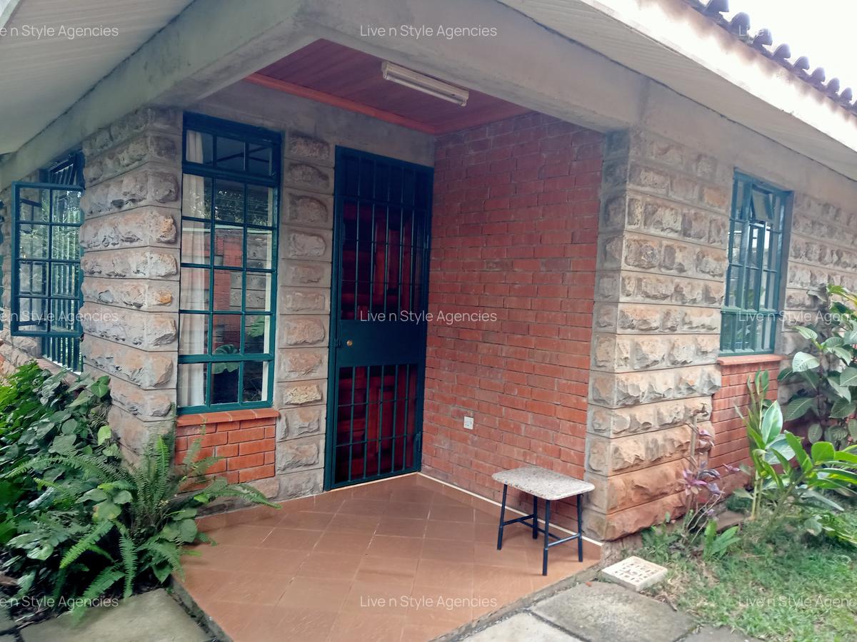1 Bed House with En Suite in Runda - 11
