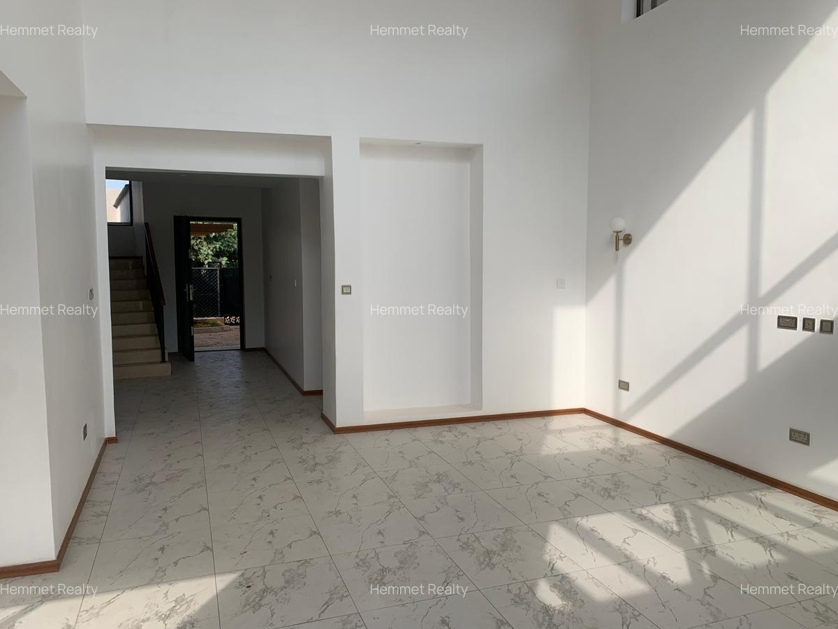 4 Bed Townhouse with En Suite in Runda - 4