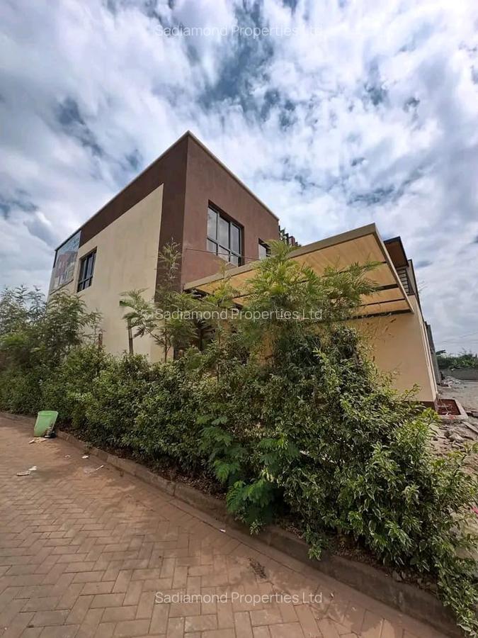 4 Bed Townhouse with En Suite at Kentmere - 1