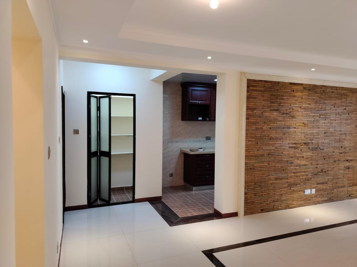 2 Bed Apartment with En Suite at Kamiti Road - 17