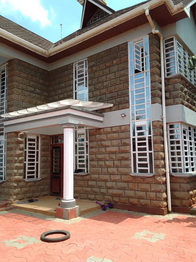 4 Bed Townhouse with En Suite at Kamaki - 2