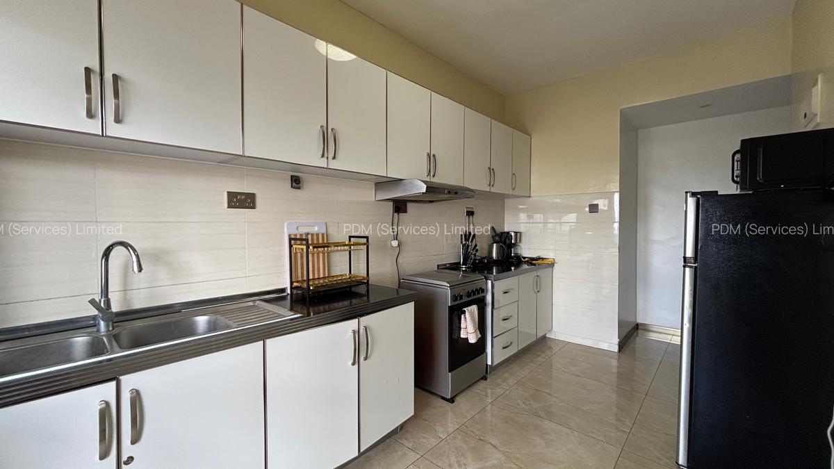 3 Bed Apartment with Swimming Pool in Kilimani - 9