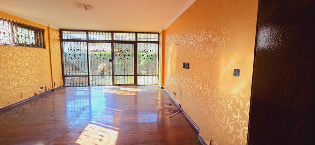 5 Bed Townhouse with En Suite at Lavington Green - 10