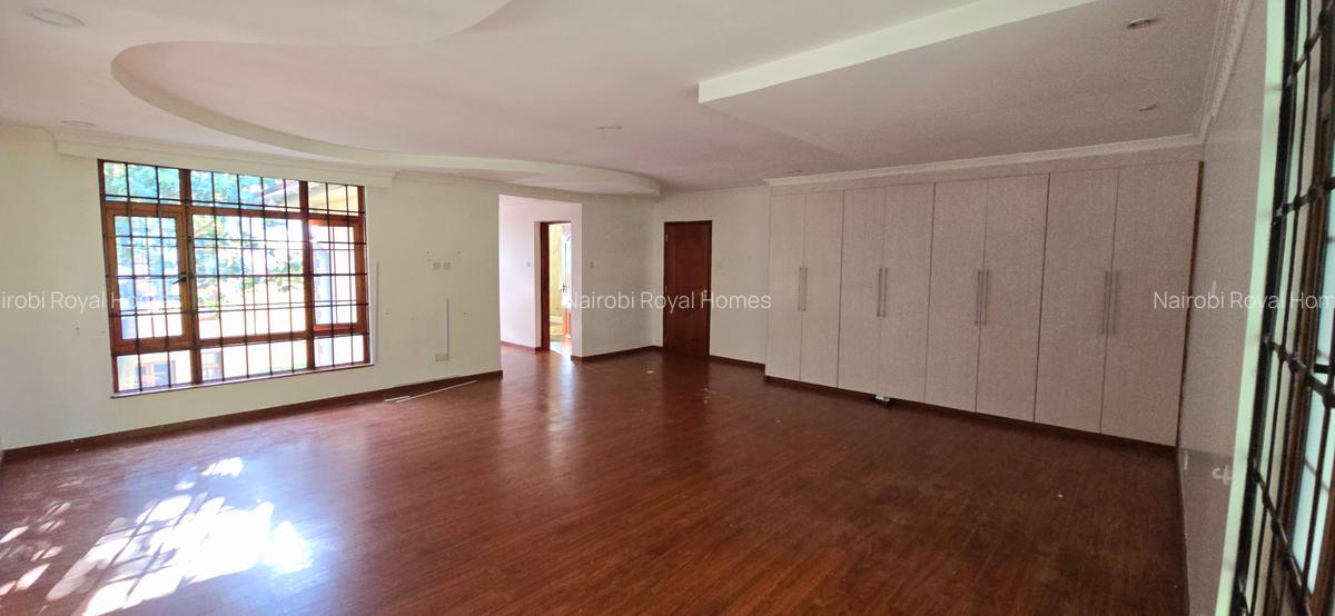 4 Bed House with En Suite at Off Mimosa Road - 9