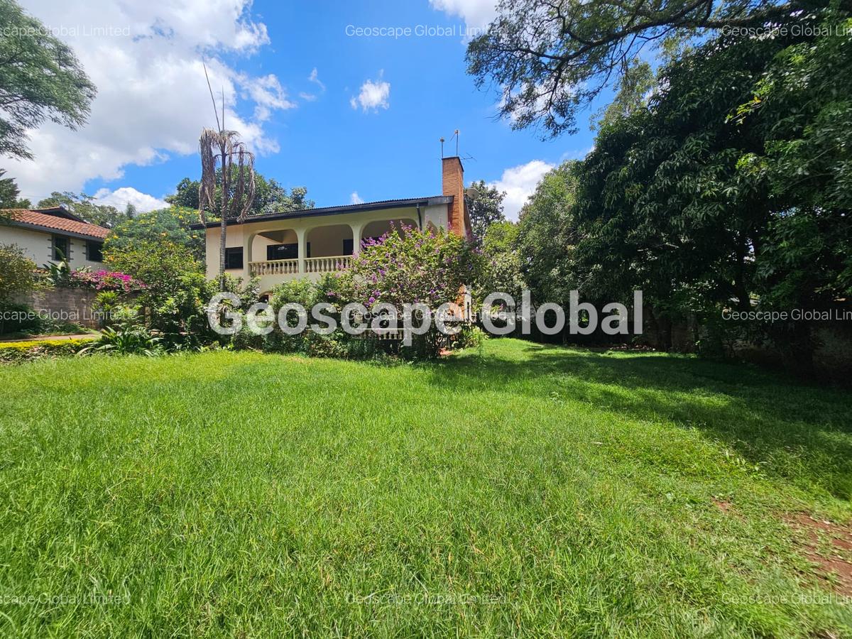 5 Bed House with En Suite in Nyari - 1