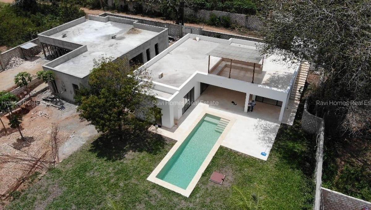 3 Bed Villa with En Suite in Diani - 2