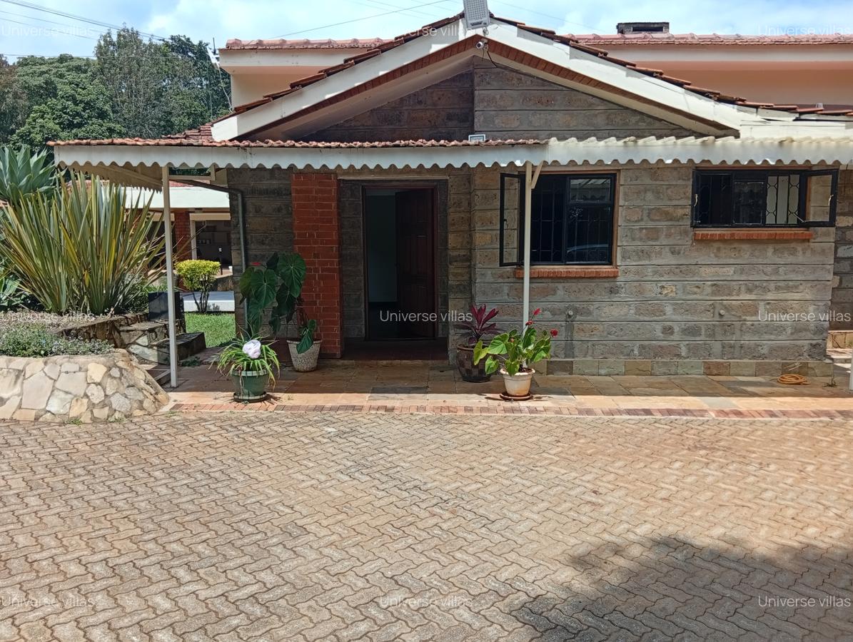 1 Bed House with En Suite at Karen Java - 2