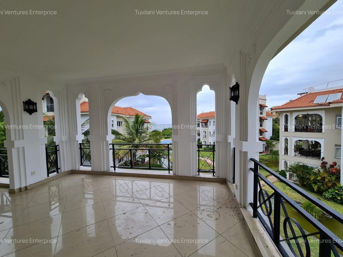 Serviced 3 Bed Apartment with En Suite at Nyali Mombasa - 16