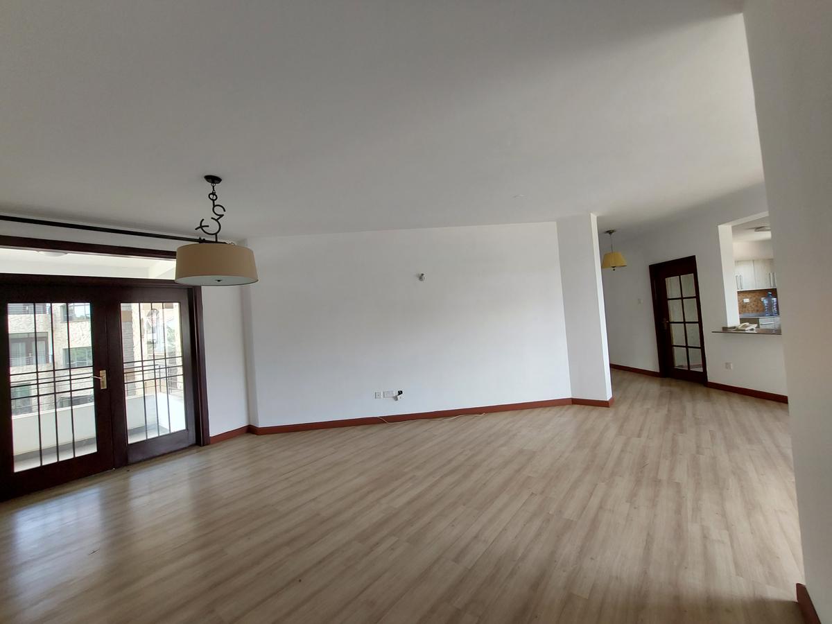 3 Bed Apartment with En Suite at Arboretum Minor - 11