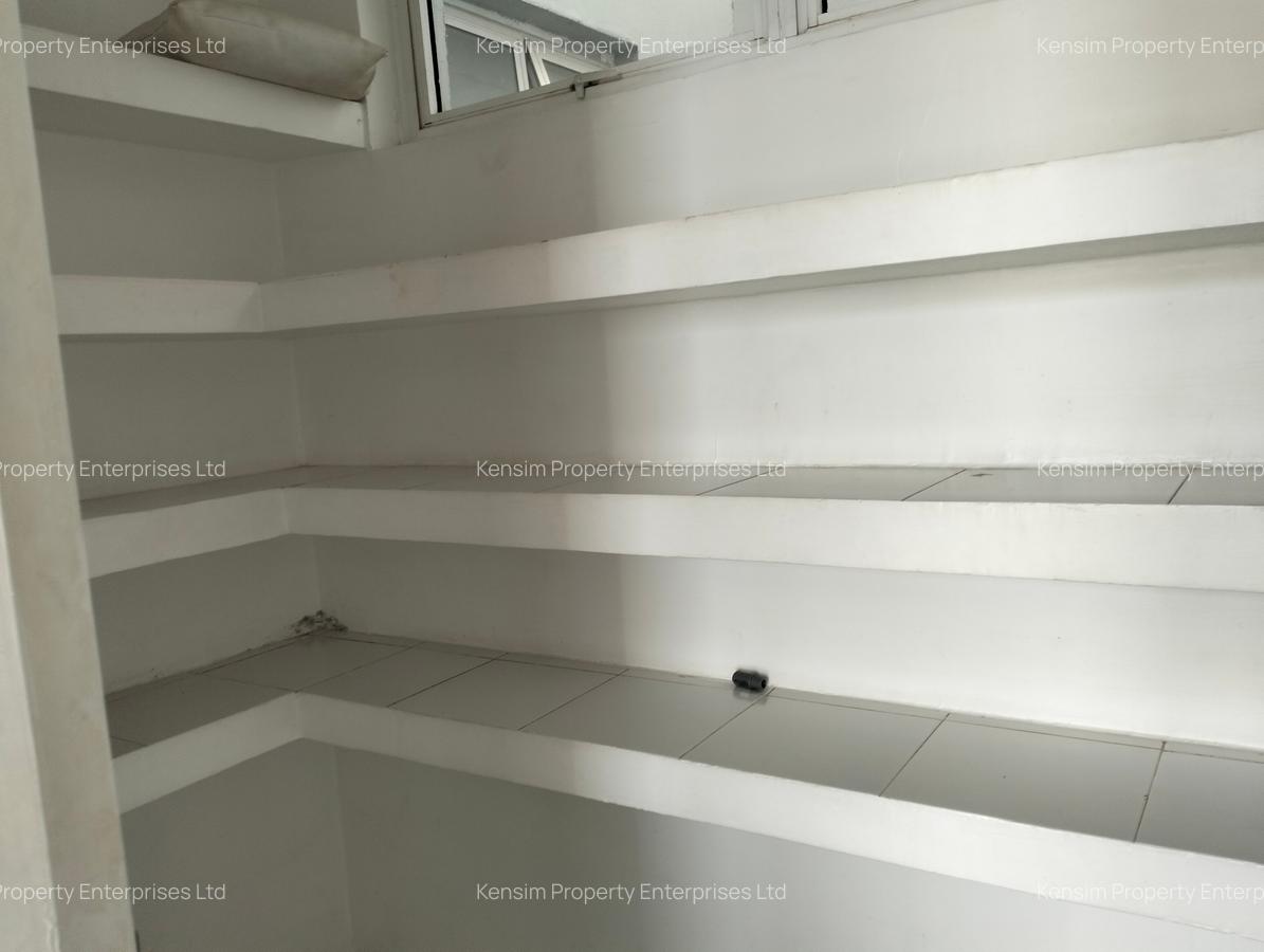 4 Bed Townhouse with En Suite in Spring Valley - 6