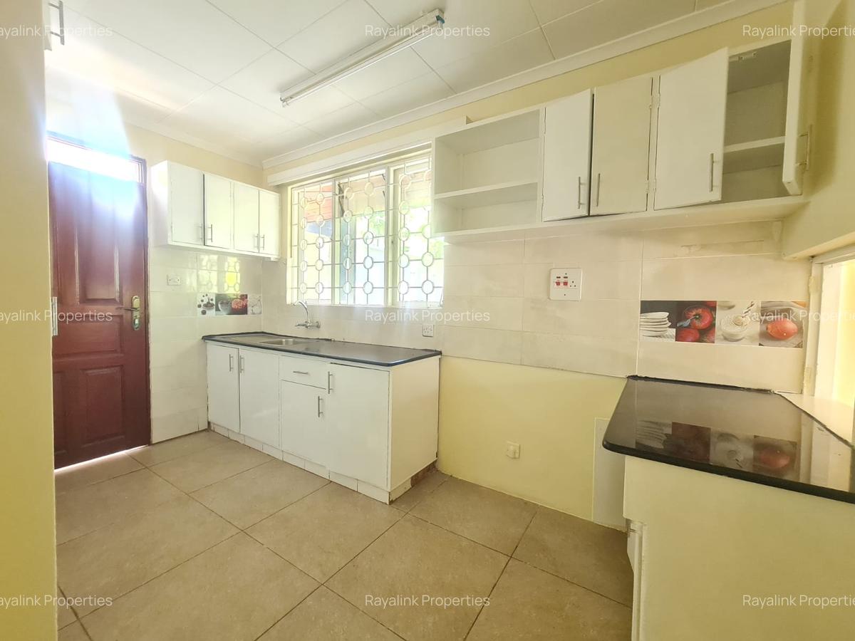 3 Bed House with En Suite at Kyuna - 10