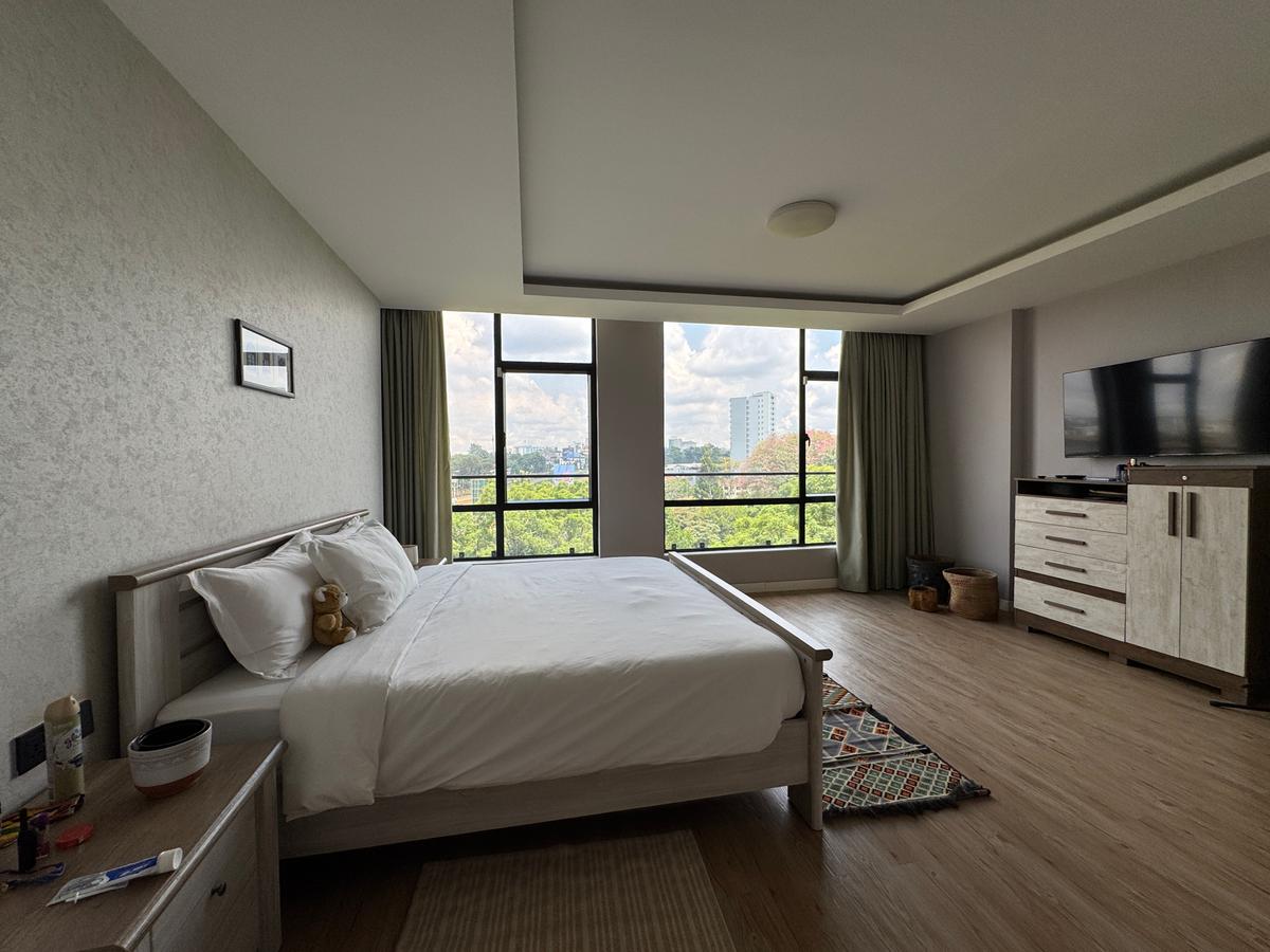 Serviced 2 Bed Apartment with En Suite in Westlands Area - 3