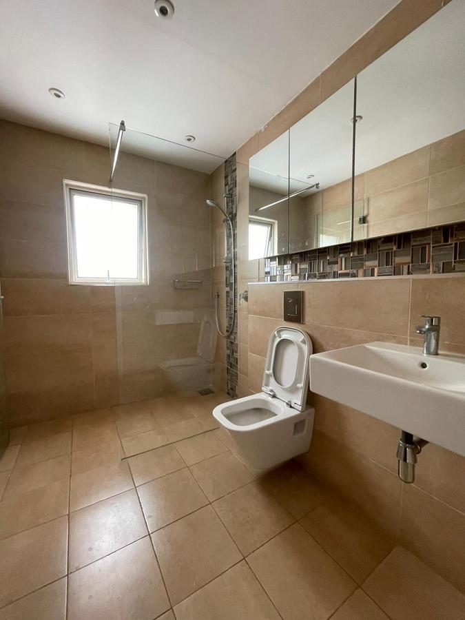 Serviced 3 Bed Apartment with En Suite in Westlands Area - 9