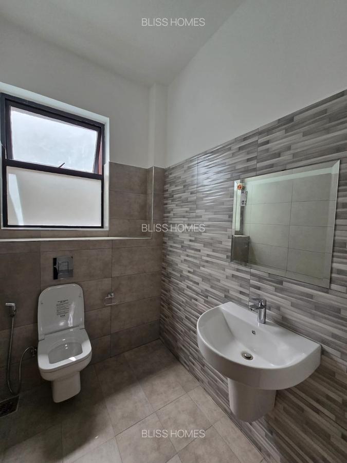 3 Bed Apartment with En Suite at Between The Reef Hotel And Mombasa Beach Hotel - 13