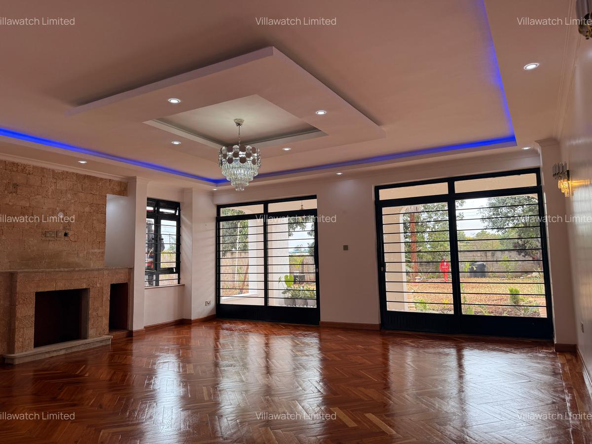 5 Bed House with En Suite at Evergreene - 12