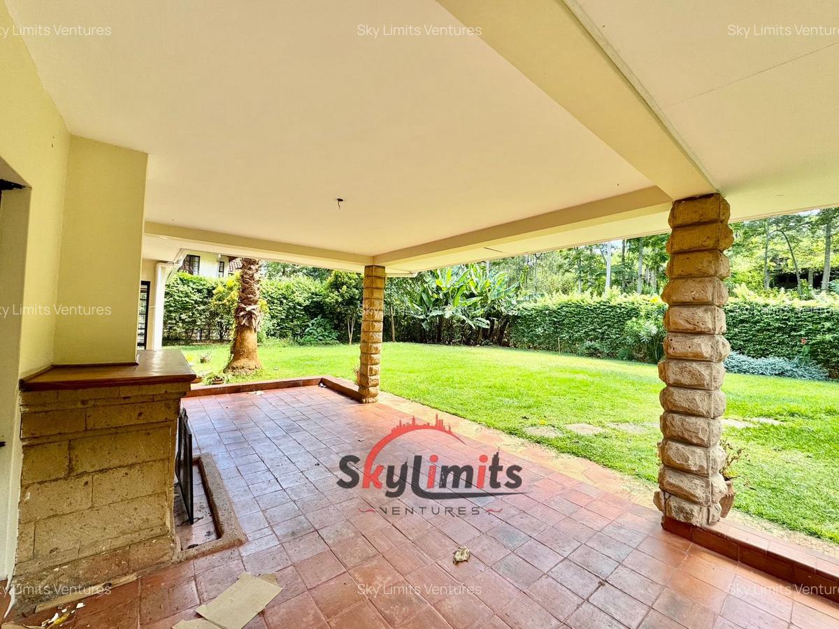 5 Bed Townhouse with En Suite in Rosslyn - 2