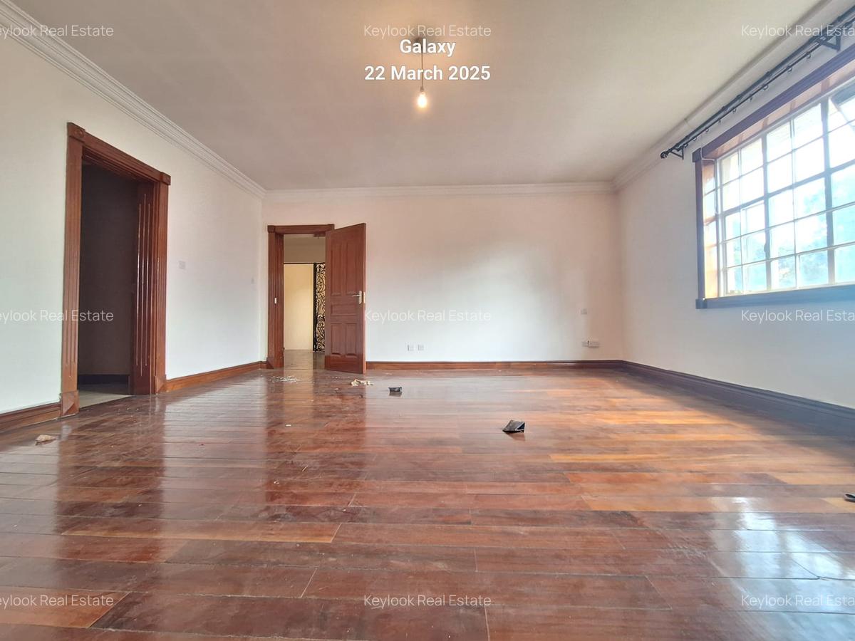 4 Bed Townhouse with En Suite at Lavington Green - 11