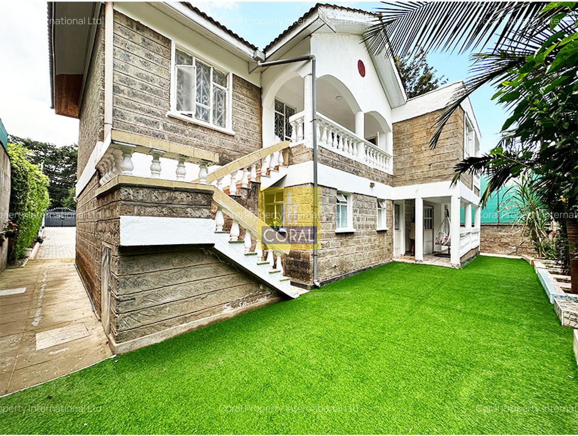 Studio Apartment with Parking in Nyari - 1