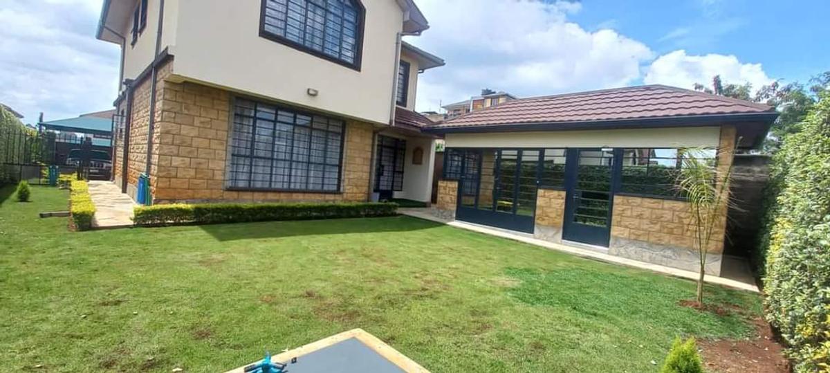 4 Bed House with En Suite at Enden Villa - 1