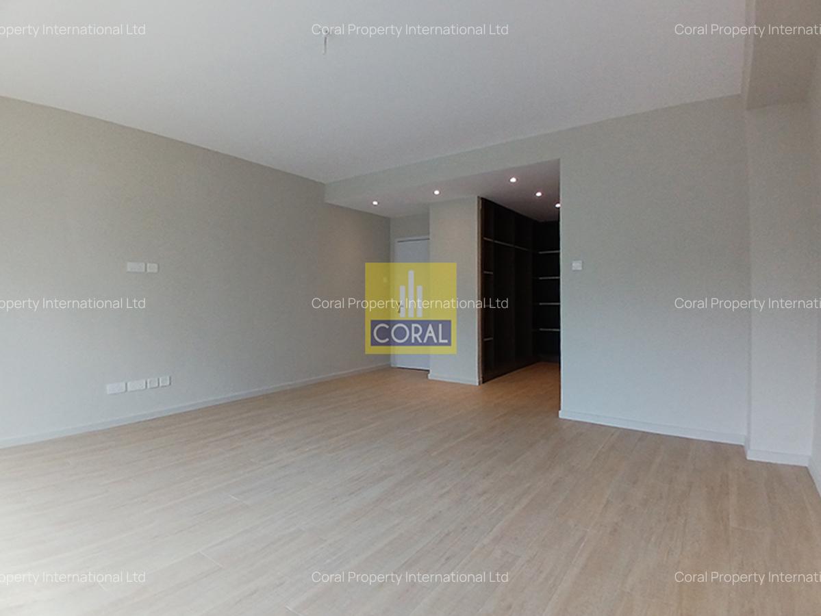 5 Bed House in Kyuna - 10