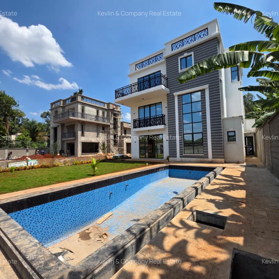 5 Bed Villa with Swimming Pool in Lavington - 1
