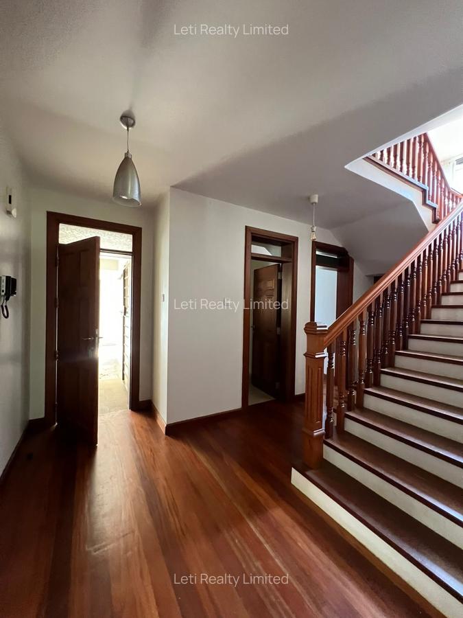 5 Bed Townhouse with En Suite in Lavington - 9