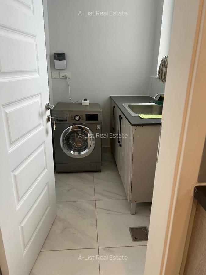 2 Bed Apartment with En Suite at Terrace Close - 10