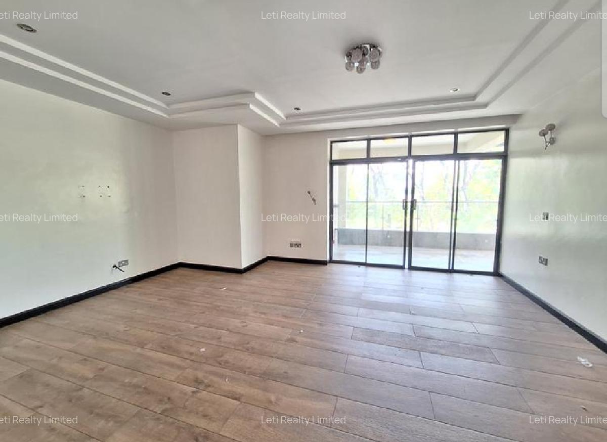 5 Bed Townhouse with En Suite in Lavington - 10