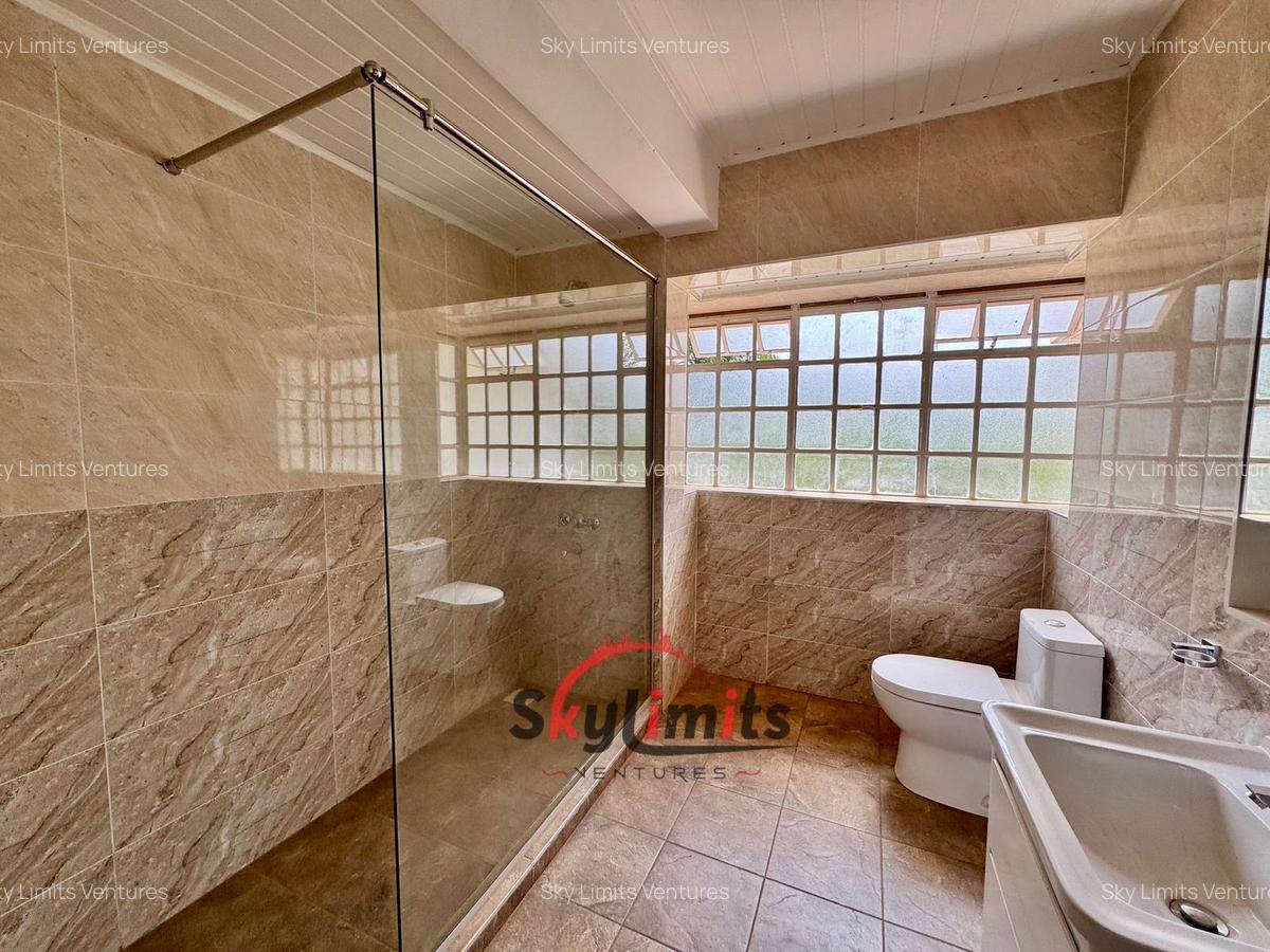 4 Bed House with En Suite in Gigiri - 13