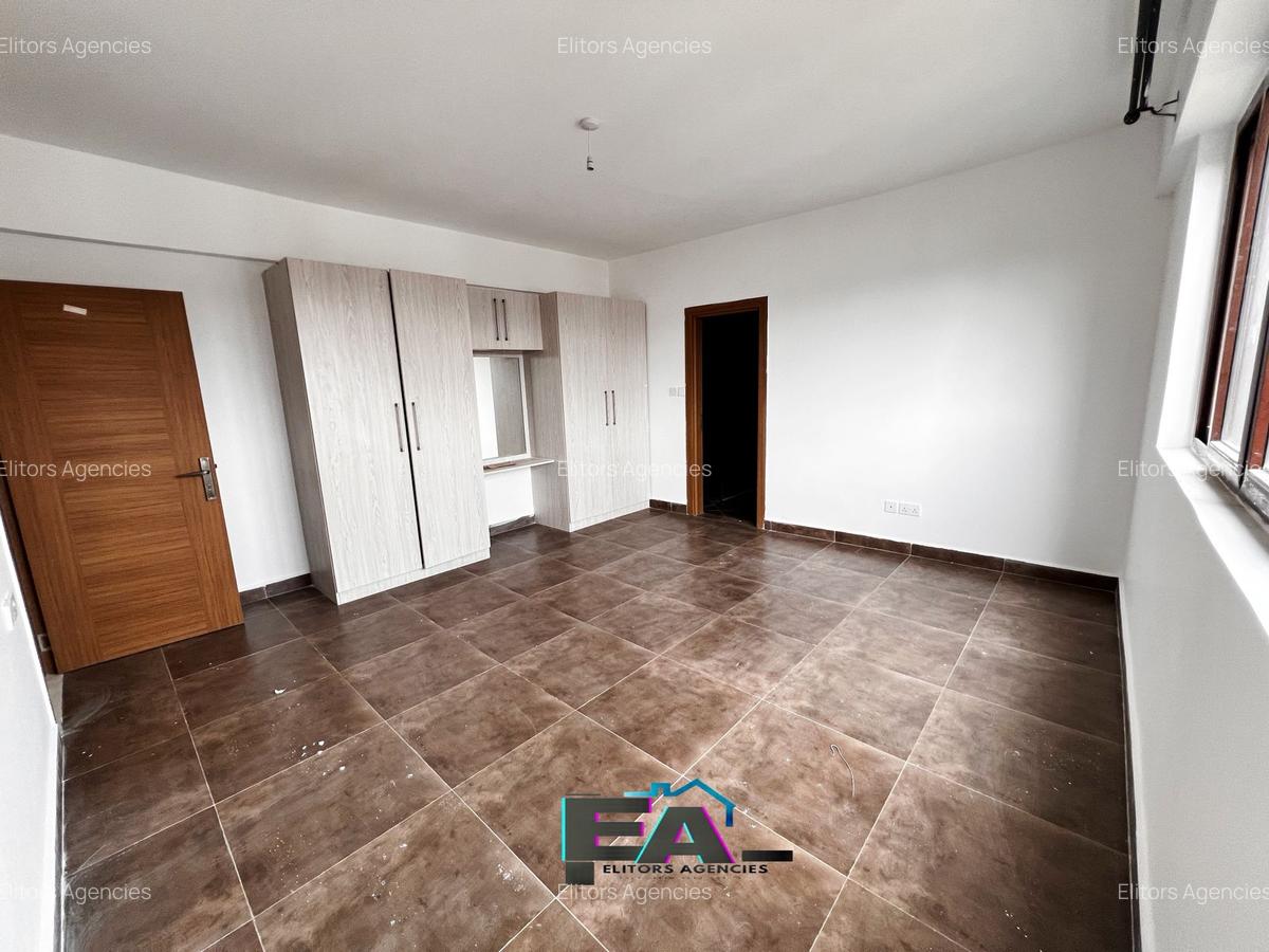 3 Bed Apartment with En Suite at Lantana Road - 12