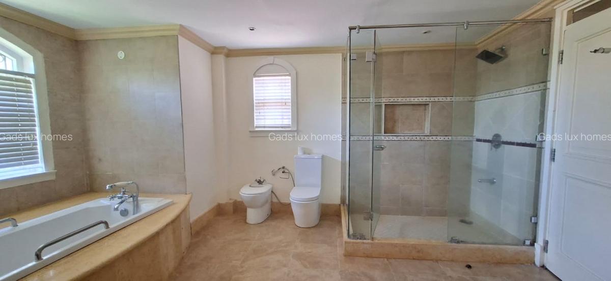 4 Bed Villa with En Suite at Kitisuru - 14