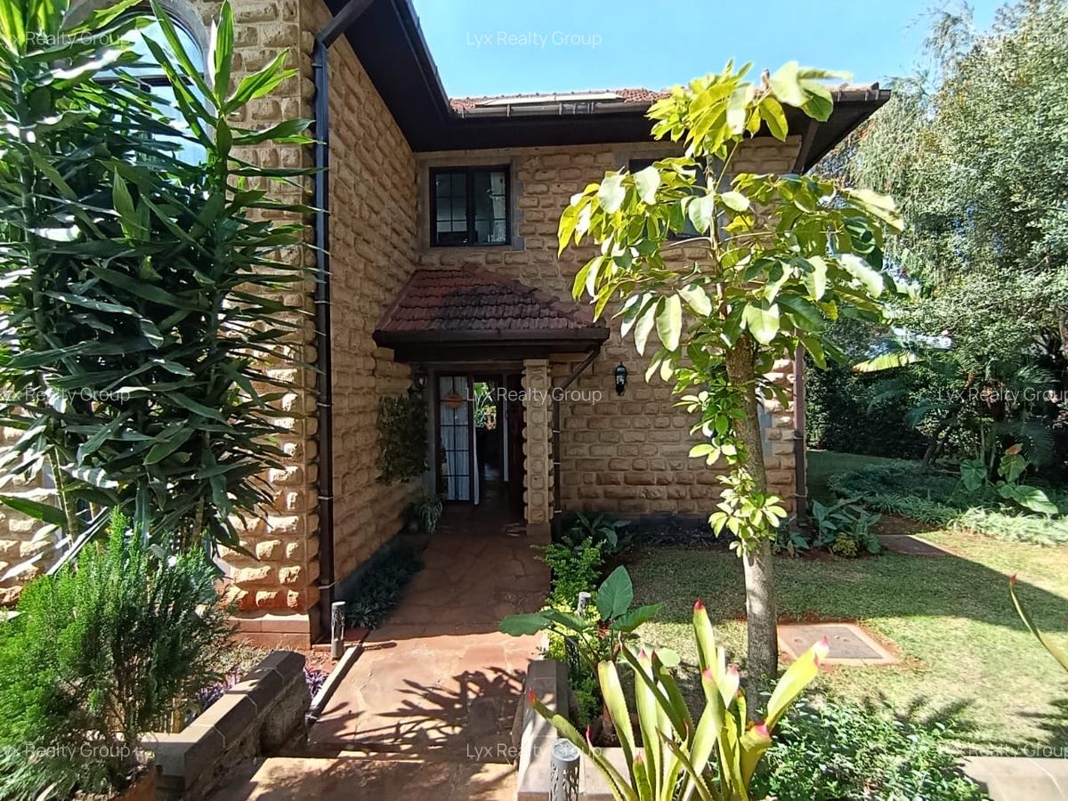 3 Bed Villa with En Suite in Muthaiga - 4
