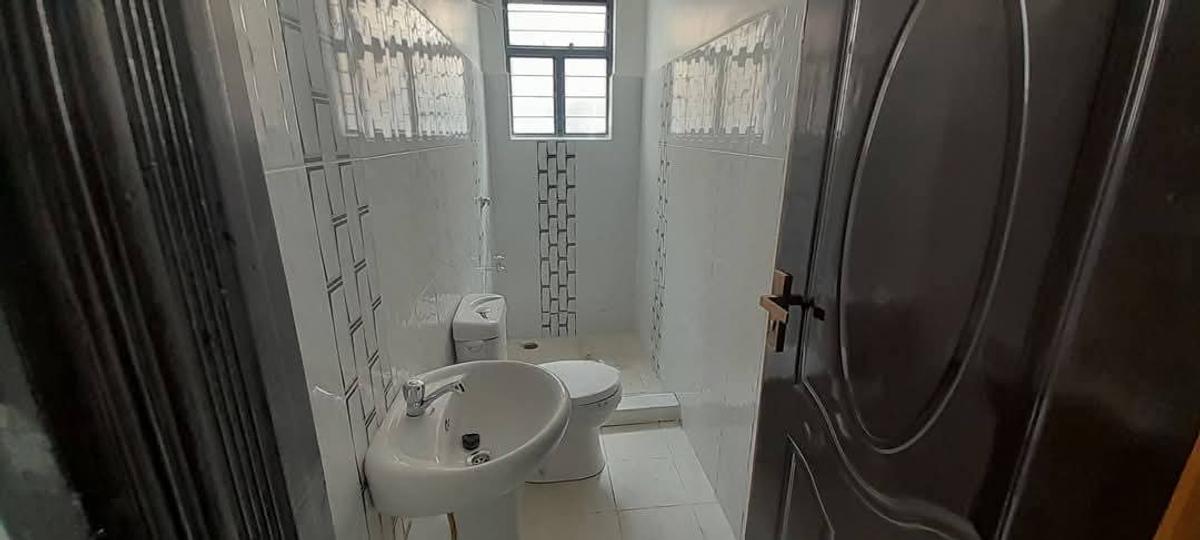 5 Bed Townhouse with En Suite in Lavington - 7