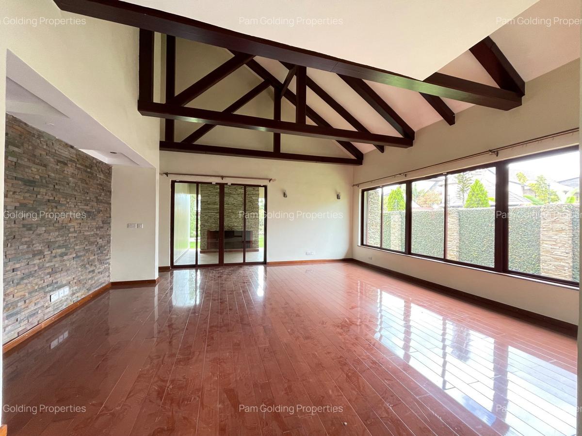 5 Bed Townhouse with En Suite in Karen - 4