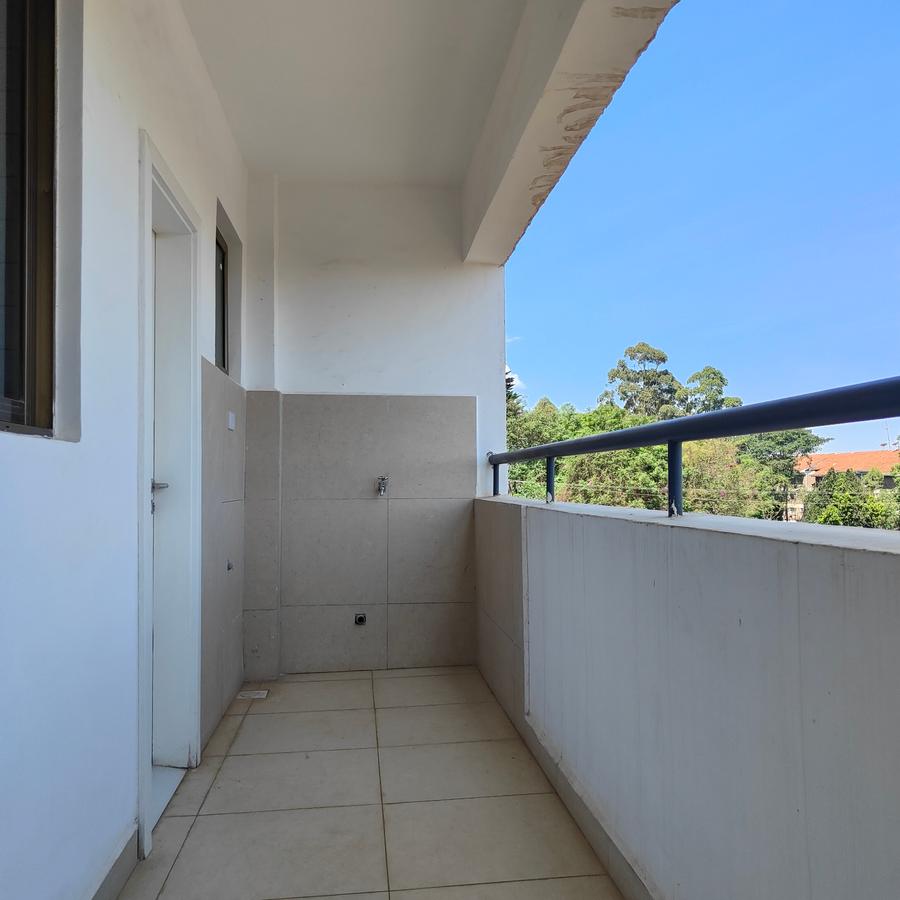 Serviced 3 Bed Apartment with En Suite at Hatheru Road - 15