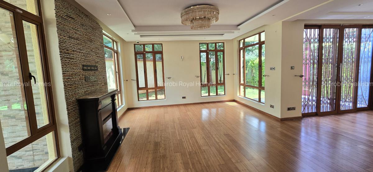 5 Bed Townhouse with En Suite at Lavington Green - 18