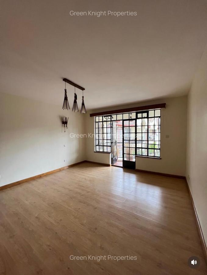 Serviced 3 Bed Apartment with En Suite in Riverside - 4