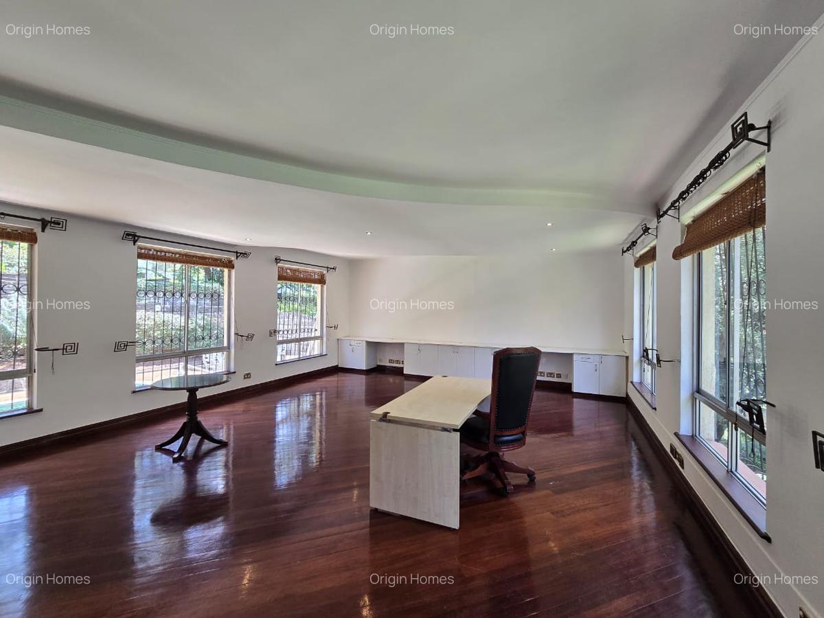 4 Bed House with En Suite in Muthaiga - 13