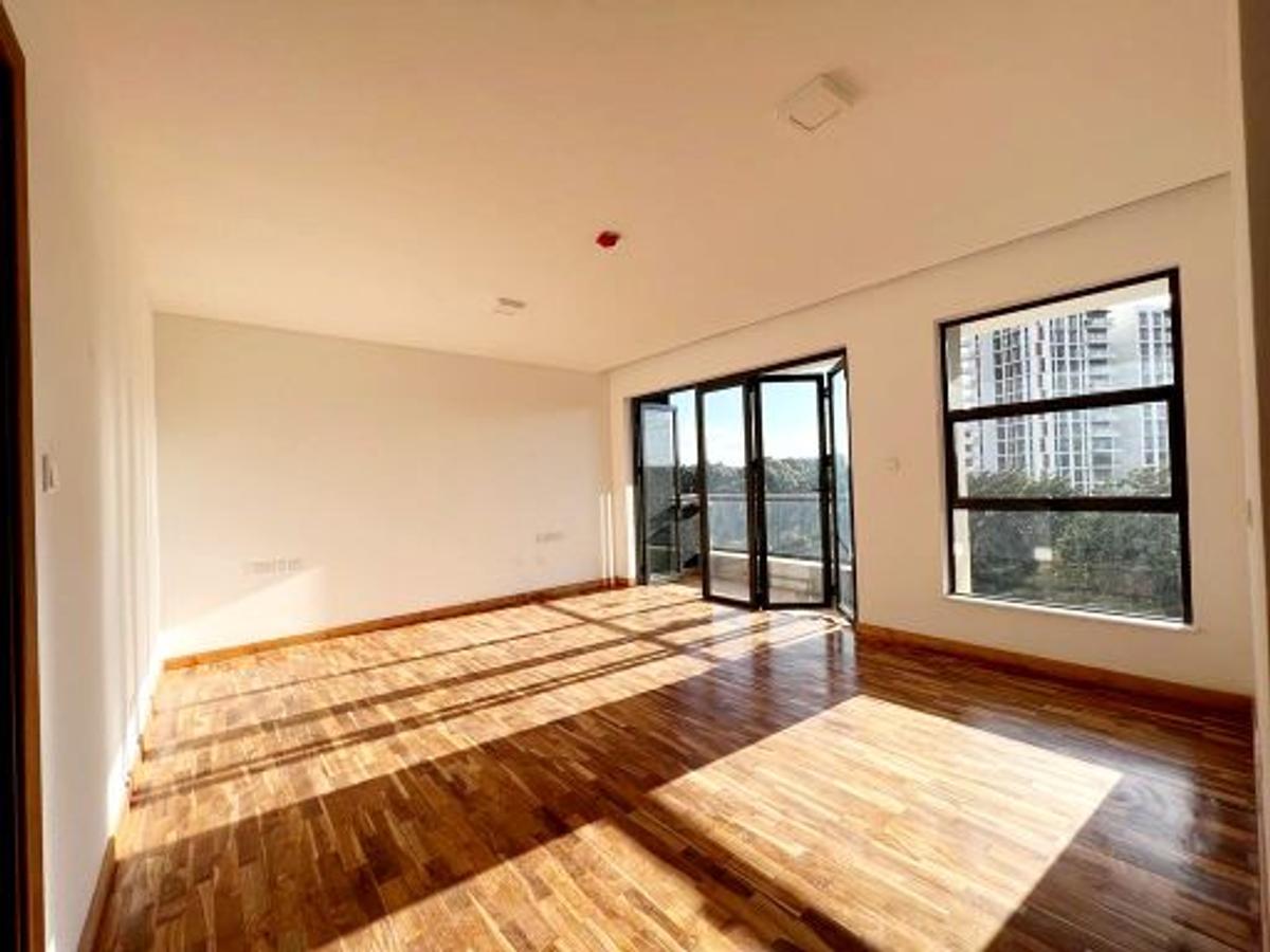 4 Bed House with En Suite at Two Rivers - 4