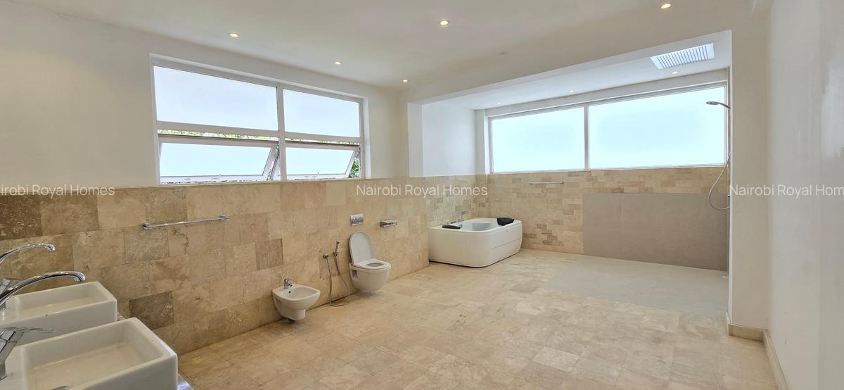 5 Bed House with En Suite at Runda Road - 18