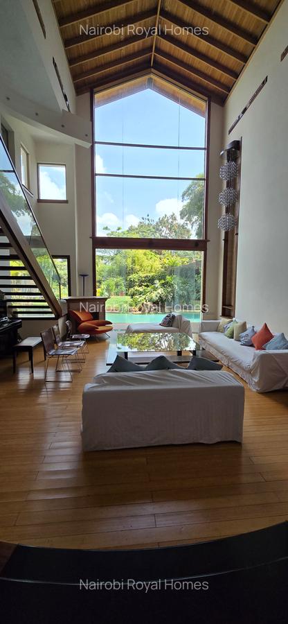 5 Bed House with En Suite at Magnolia Close - 5