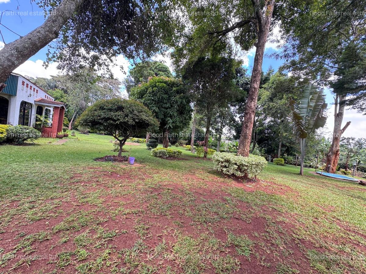 5 Bed House with En Suite in Runda - 8