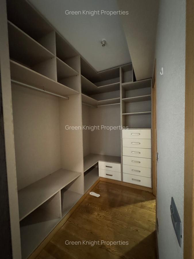 Serviced 3 Bed Apartment with En Suite in Kileleshwa - 11