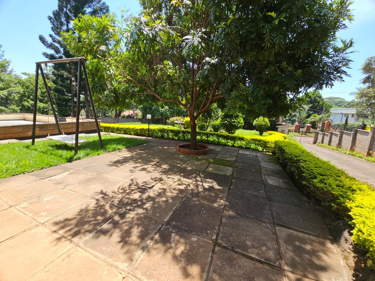 4,500 ft² Commercial Property with Service Charge Included in Gigiri - 5