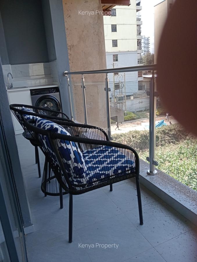 2 Bed Apartment with Swimming Pool at Wood Avenue - 16