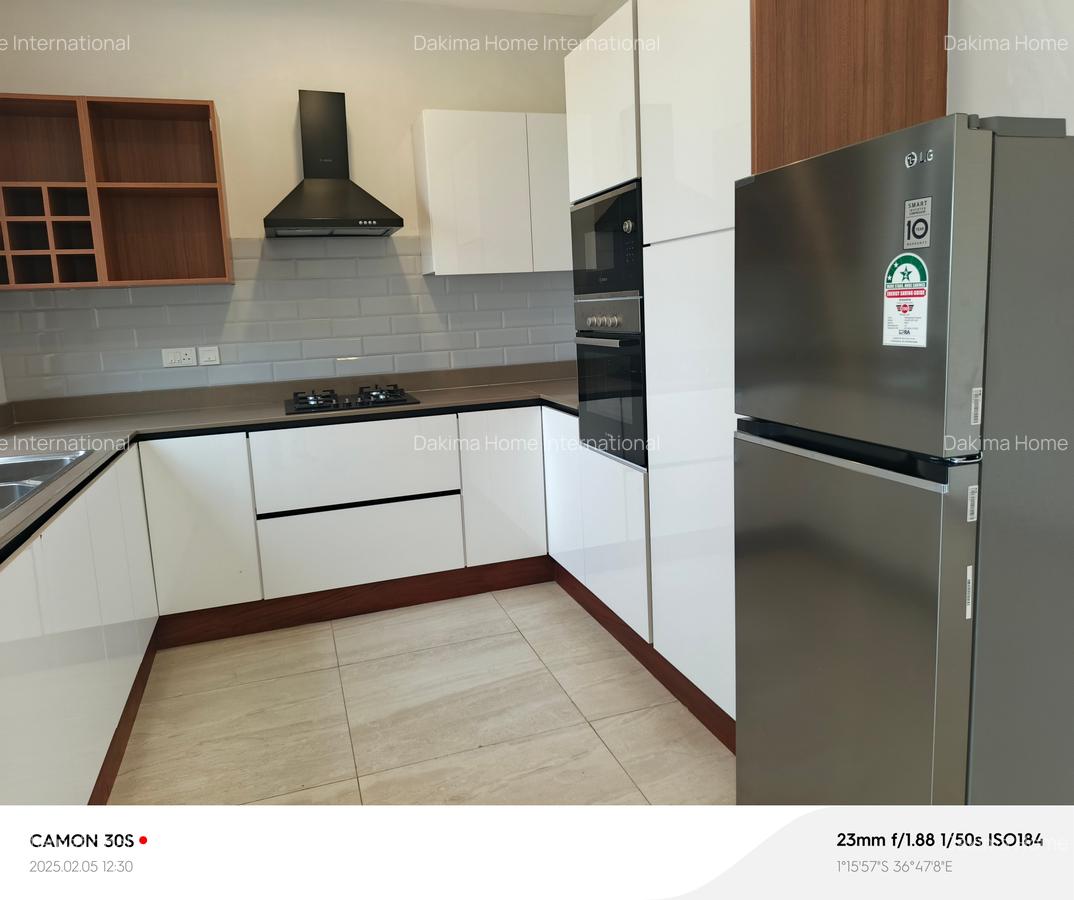 3 Bed Apartment with Staff Quarters in Rhapta Road - 3