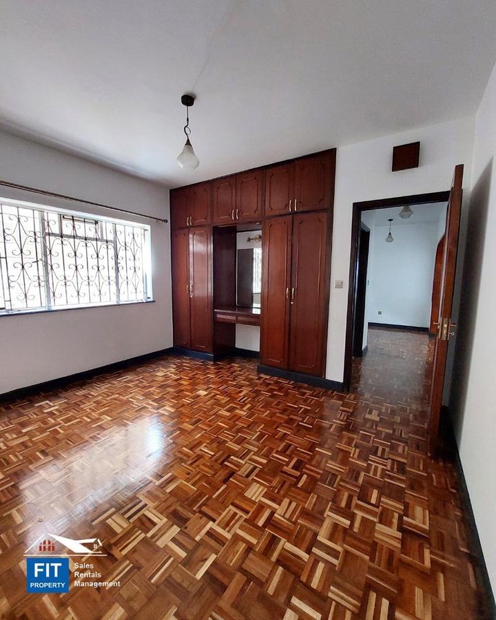 4 Bed Townhouse with En Suite in Westlands Area - 4