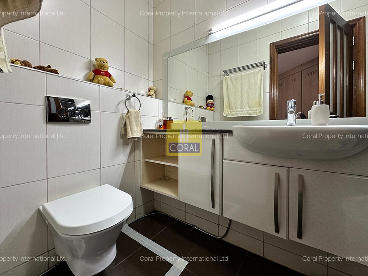 3 Bed Apartment in Parklands - 13