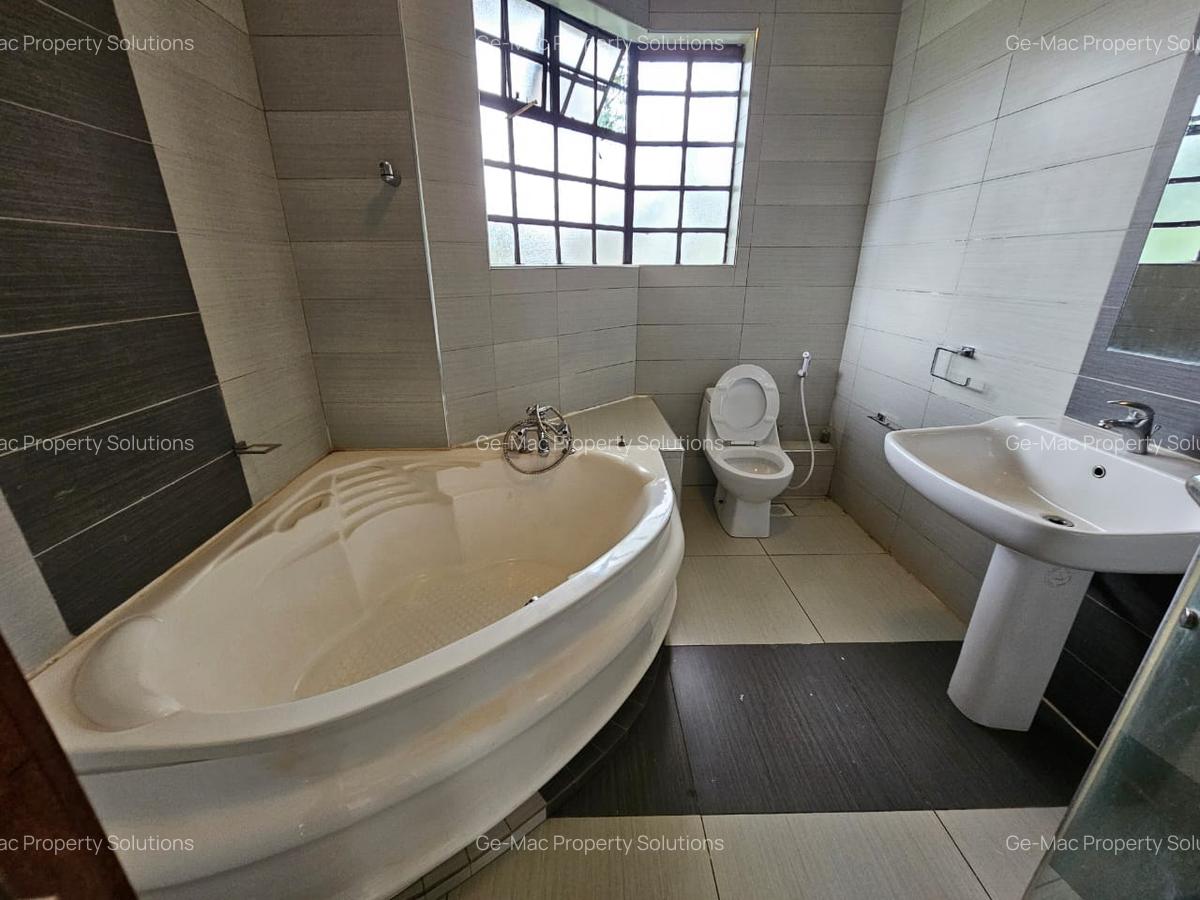 4 Bed House with En Suite in Kiambu Road - 13